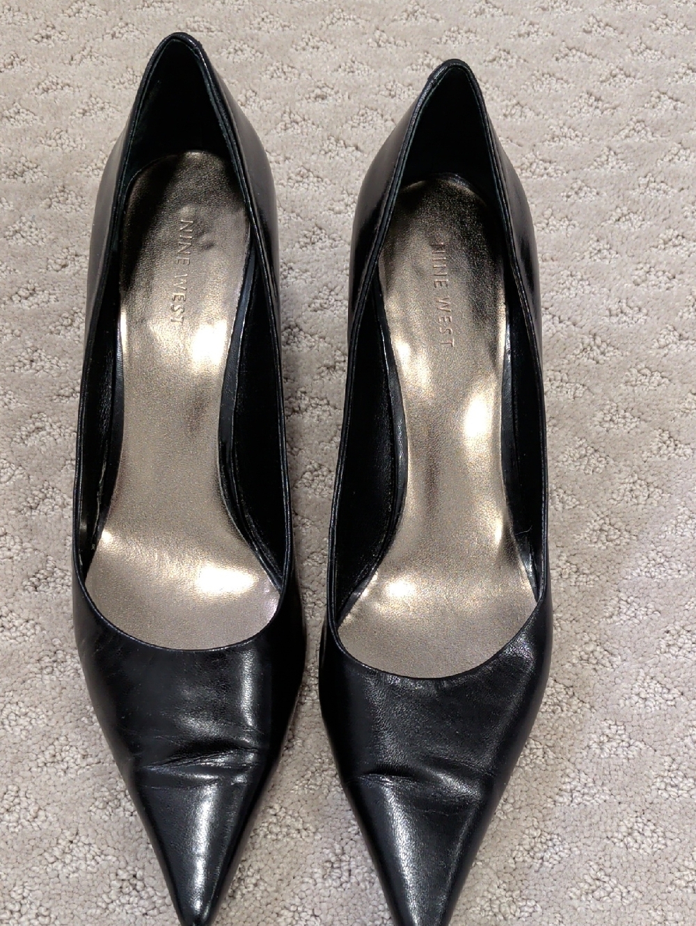 Nine West Black Pointed-Toe Leather Pumps